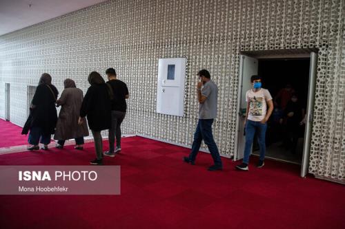 بلیت نیم بها گیشه سینما را تکان داده؟