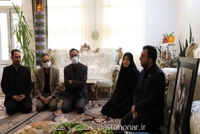 مدیرعامل کانون پرورش فکری با فرزندان شهید مدافع حرم دیدار کرد