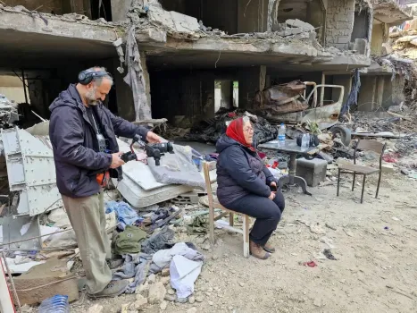 رونمایی از پوستر خاک زخمی