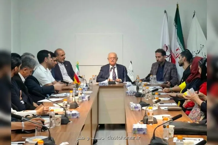 هوش مصنوعی در چهاردهمین جشنواره مد و لباس فجر پررنگ خواهد بود هوش مصنوعی در چهاردهمین جشنواره مد و لباس فجر پررنگ خواهد بود
