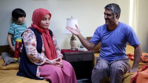 حاشیه ها زیرخاكی را زمین نزد