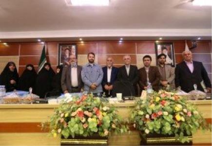 دیدار رئیس بنیاد شهید و امور ایثارگران با خانواده شهدای هفتم تیر